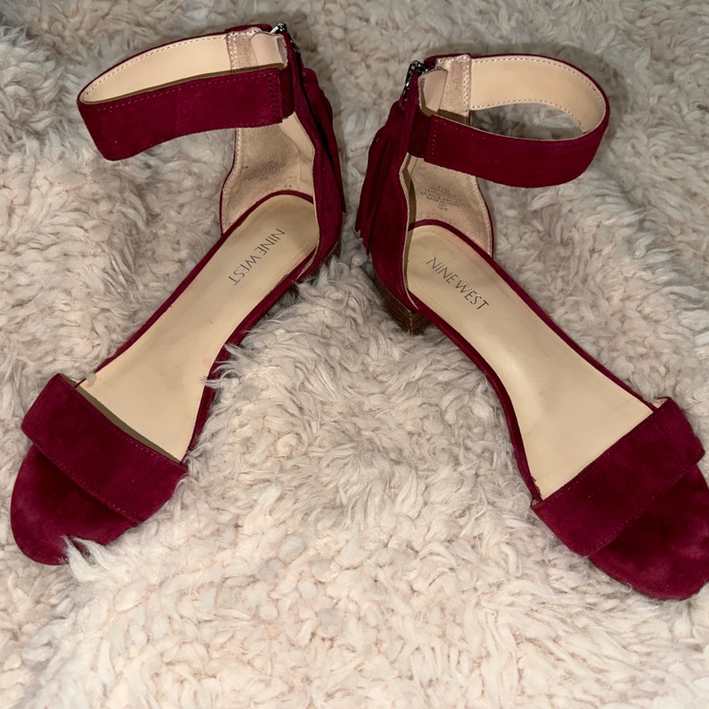 Nine West Sandals (5 1/2)